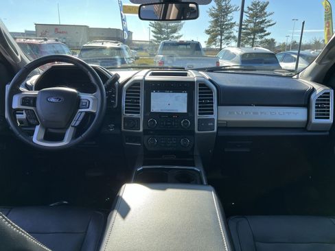 Used 2017 Ford F350 Lariat w/ Lariat Ultimate Package image 22