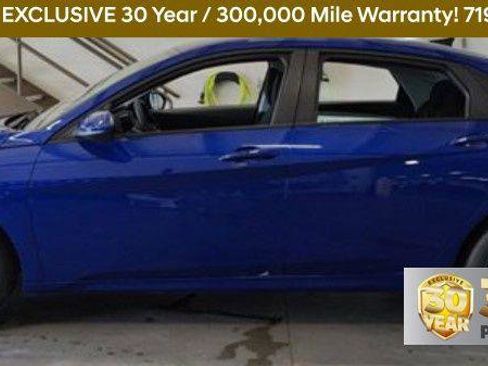 New 2025 Hyundai Elantra SE image 4