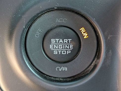 Used 2021 Jeep Wrangler Sport AWD/4WD image 23