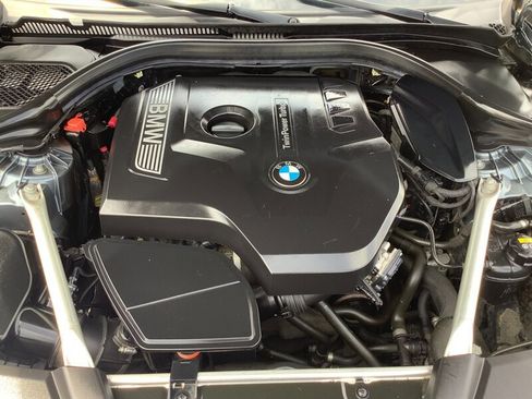 Used 2018 BMW 530i xDrive w/ Premium Package AWD/4WD image 10