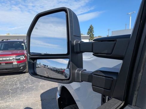 New 2026 Ford F250 XL w/ XL Chrome Package AWD/4WD image 15