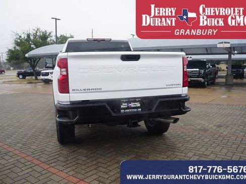 Used 2025 Chevrolet Silverado 2500 Custom w/ Custom Value Package image 6