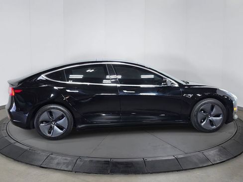 Used 2019 Tesla Model 3 RWD image 8