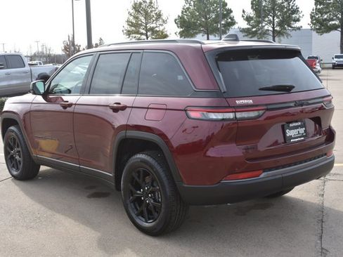 New 2026 Jeep Grand Cherokee Altitude AWD/4WD image 8