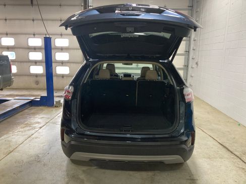 Used 2022 Ford Edge ST-Line image 15