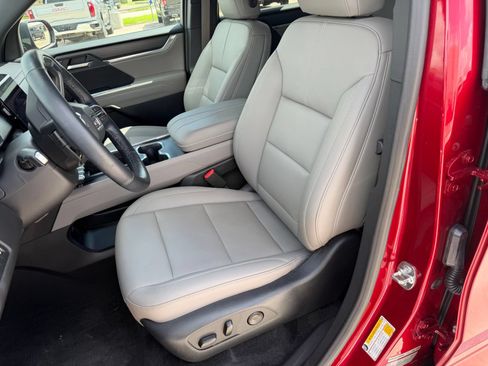 Used 2026 GMC Acadia Elevation w/ Elevation Premium Package AWD/4WD image 20