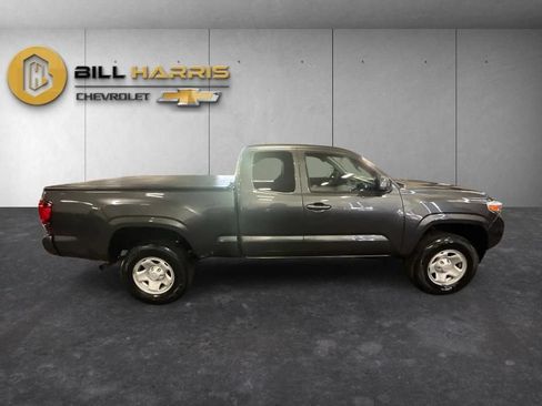 Used 2023 Toyota Tacoma SR RWD image 10