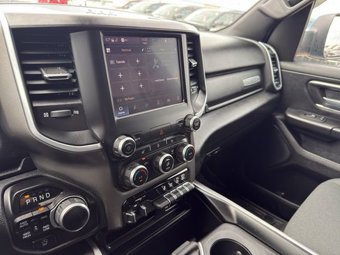 Used 2022 RAM 1500 Big Horn AWD/4WD image 22