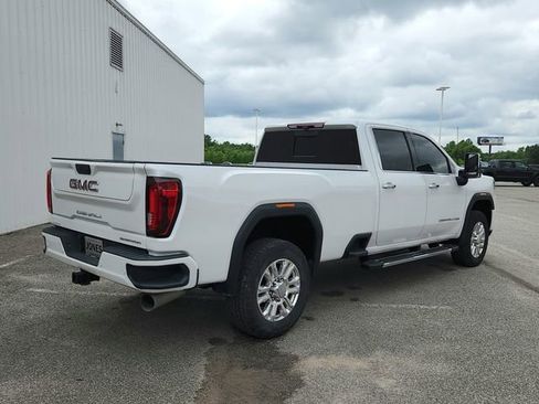 Used 2022 GMC Sierra 3500 Denali w/ Denali Ultimate Package AWD/4WD image 7