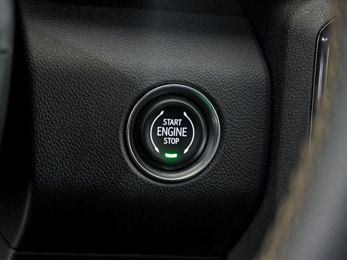 New 2027 GMC Acadia AT4 w/ Luxury Package AWD/4WD image 12
