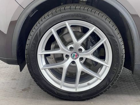 Used 2019 Alfa Romeo Stelvio Ti Sport w/ Quick Order Package 22S Sport AWD/4WD image 13