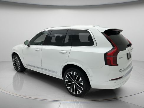 Used 2026 Volvo XC90 B6 Plus AWD/4WD image 4