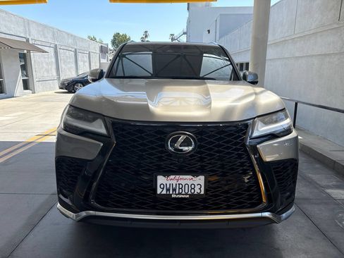 Used 2026 Lexus LX 600 F Sport w/ Accessory Package (Z1) AWD/4WD image 2