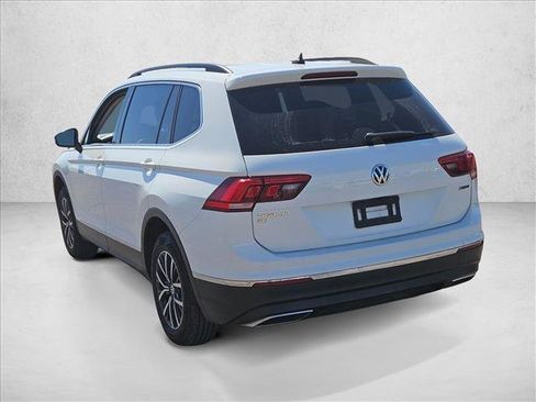 Used 2020 Volkswagen Tiguan SE w/ Panoramic Sunroof Package AWD/4WD image 7