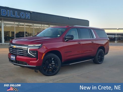 New 2026 Chevrolet Suburban Premier image 1