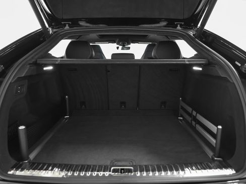 Used 2022 Lamborghini Urus image 39