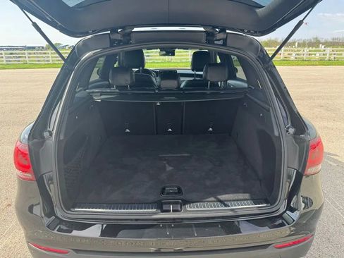 Used 2022 Mercedes-Benz GLC 300 4MATIC image 29