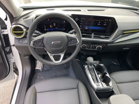 New 2026 Chevrolet Trax ACTIV image 24