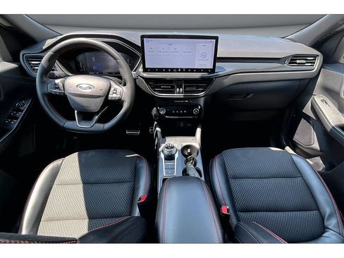 Used 2023 Ford Escape ST-Line w/ Tech Pack #1 AWD/4WD image 9