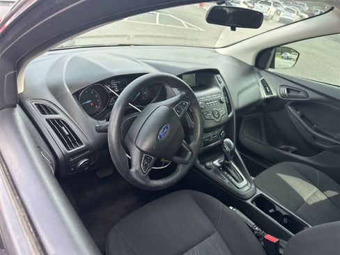 Used 2018 Ford Focus S image 5