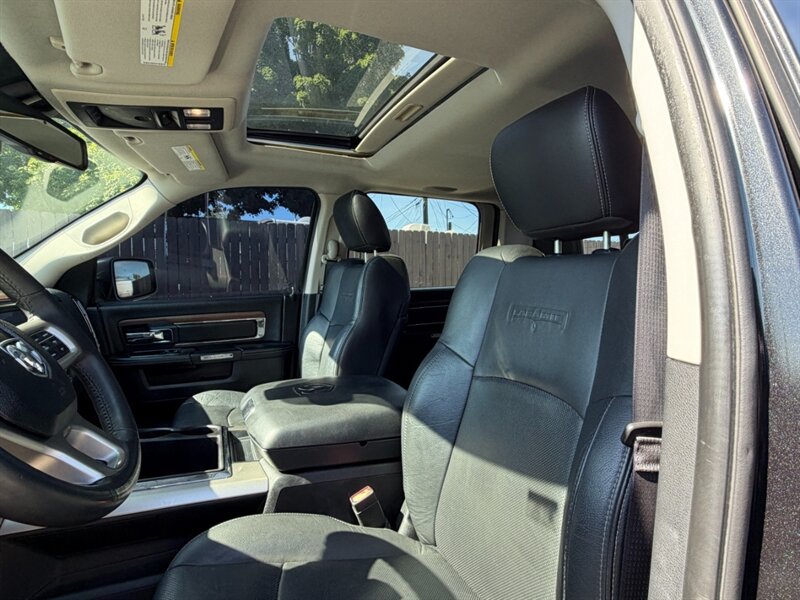 Used 2015 RAM 1500 Laramie w/ Convenience Group AWD/4WD image 23