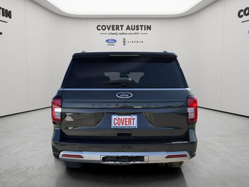 Used 2022 Ford Expedition Timberline image 4