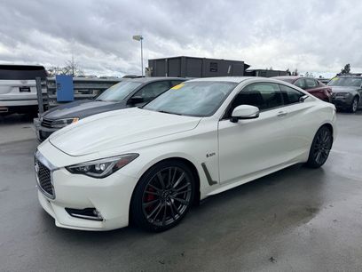 Used 2017 INFINITI Q60 Red Sport 400