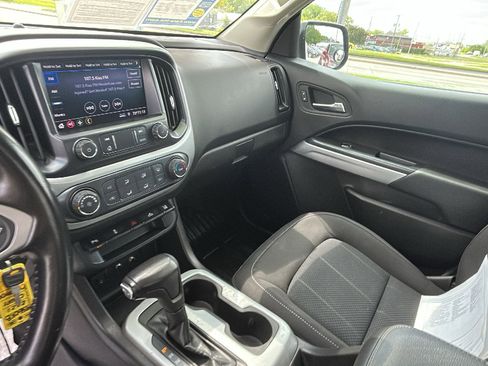 Used 2021 Chevrolet Colorado LT w/ Fleet Safety Package image 14