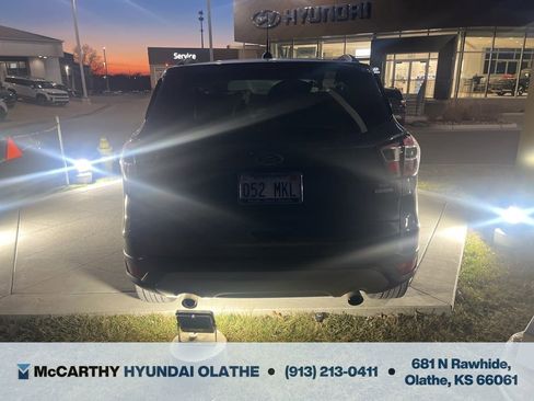 Used 2017 Ford Escape SE w/ SE Leather Comfort Package image 6