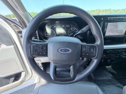 Used 2024 Ford F250 XL w/ FX4 Off-Road Package AWD/4WD image 14