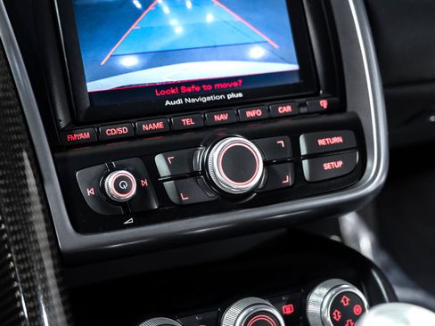 Used 2009 Audi R8 V8 image 28