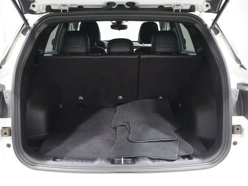 Certified 2024 Jeep Compass Latitude AWD/4WD image 5