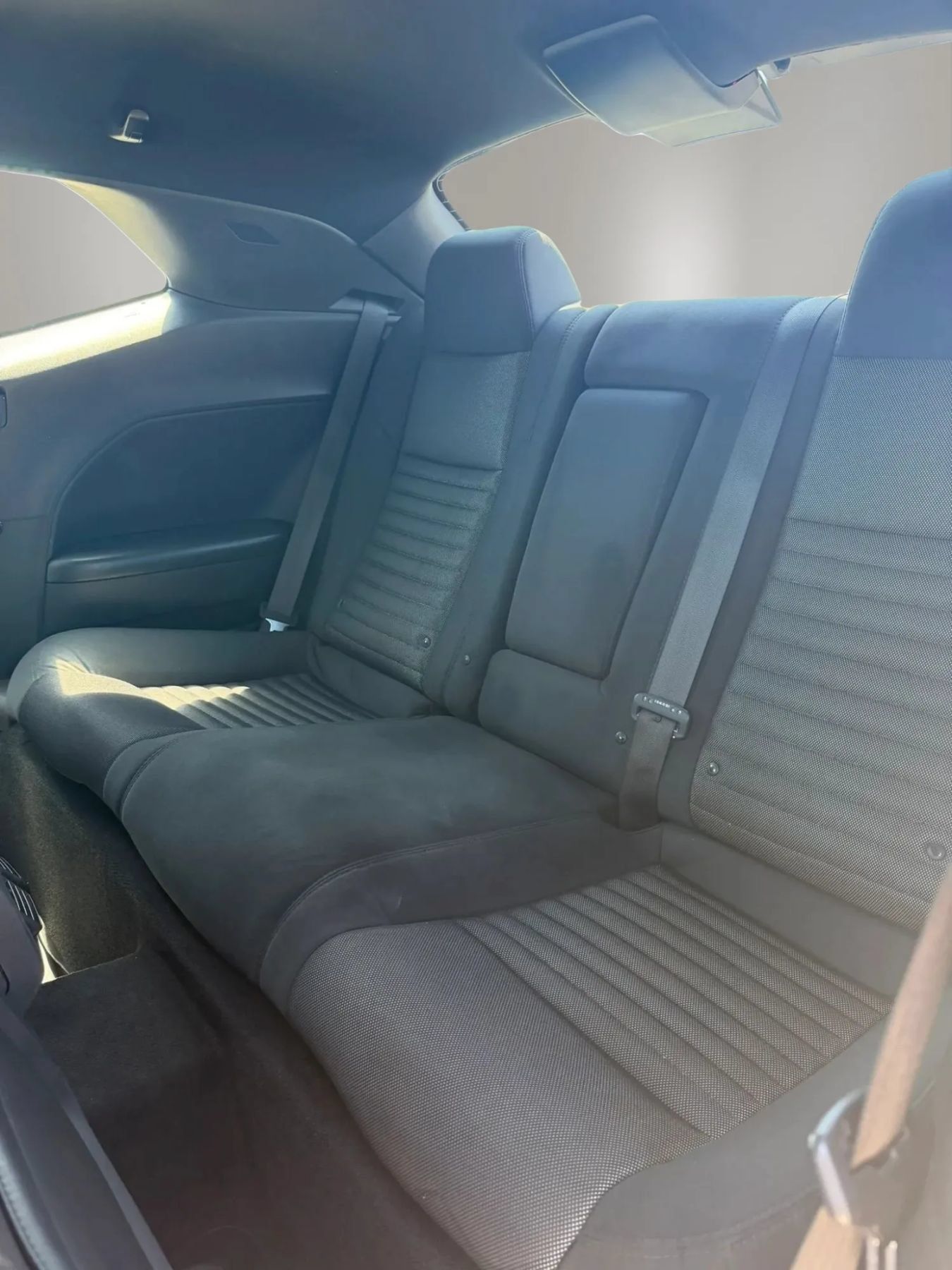 Used 2014 Dodge Challenger SXT RWD image 17