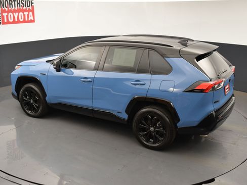 Used 2022 Toyota RAV4 XSE image 21