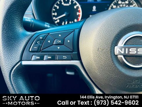 Used 2023 Nissan Altima 2.5 SV FWD image 15