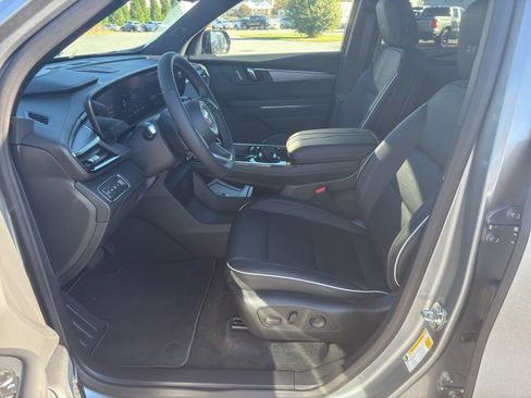 New 2026 Buick Enclave Sport Touring w/ Power Package image 8