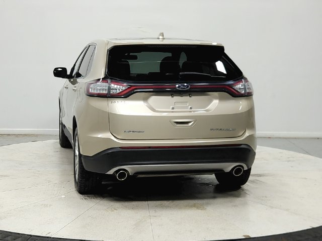 Used 2018 Ford Edge Titanium w/ Equipment Group 301A FWD image 7