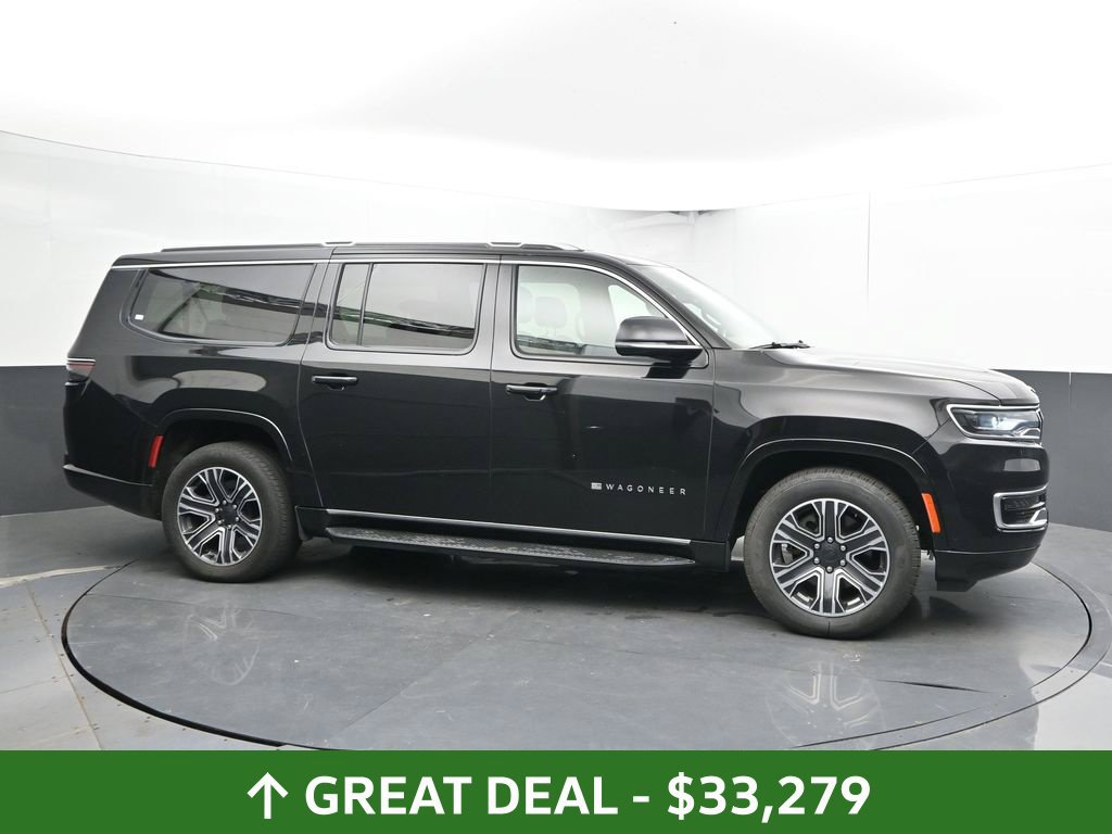 Used 2024 Jeep Wagoneer L Series II w/ Flexible Seating Group AWD/4WD image 5