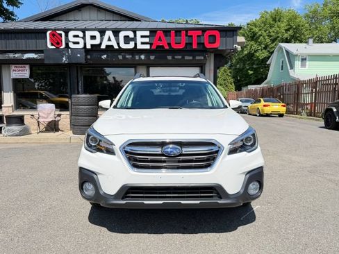 Used 2019 Subaru Outback 2.5i Limited AWD/4WD image 2