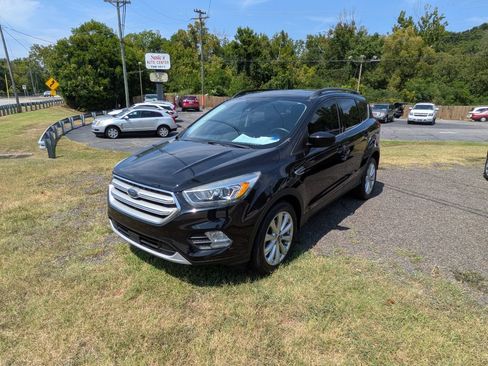 Used 2019 Ford Escape SEL FWD image 1