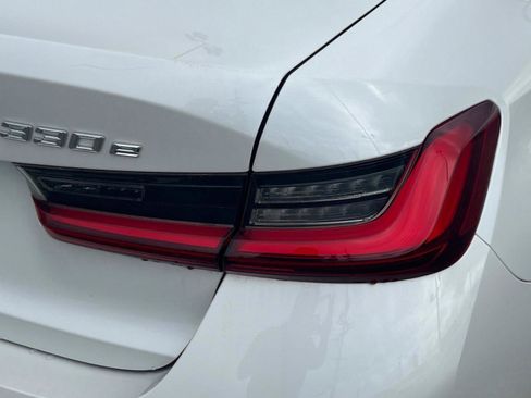 Used 2024 BMW 330e xDrive 330e xDrive Plug-In Hybrid AWD image 78