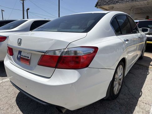 Used 2014 Honda Accord EX image 3