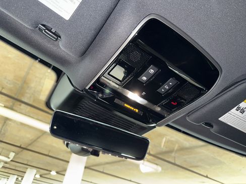 Used 2024 Land Rover Range Rover SE AWD/4WD image 36