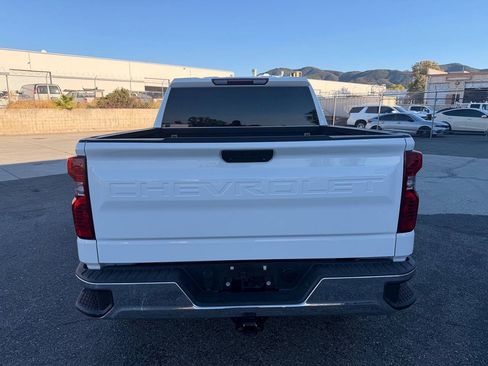 Used 2021 Chevrolet Silverado 1500 LT AWD/4WD image 10