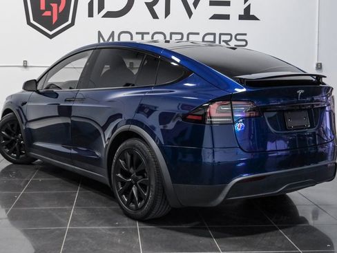 Used 2022 Tesla Model X image 14