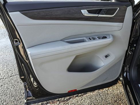 New 2026 Volkswagen Atlas SEL image 33