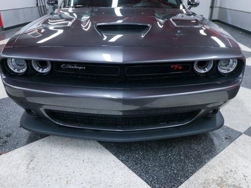 Used 2021 Dodge Challenger R/T Scat Pack RWD image 4