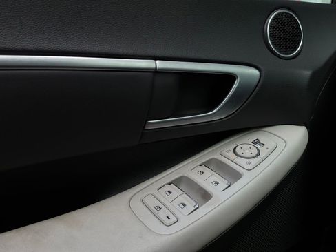 Used 2025 Hyundai Sonata SEL FWD image 21
