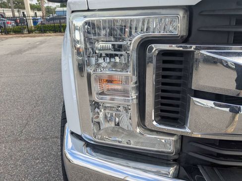 Used 2018 Ford F250 XLT w/ FX4 Off-Road Package AWD/4WD image 10