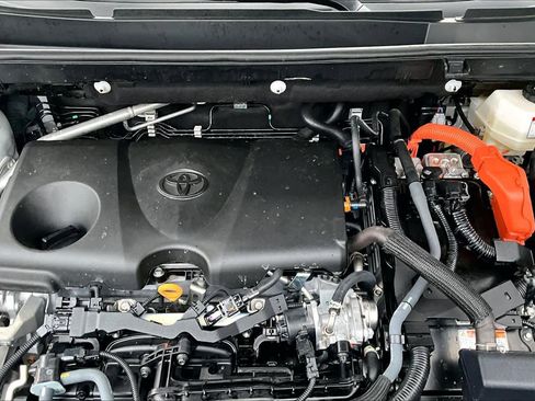 Certified 2023 Toyota RAV4 LE image 32